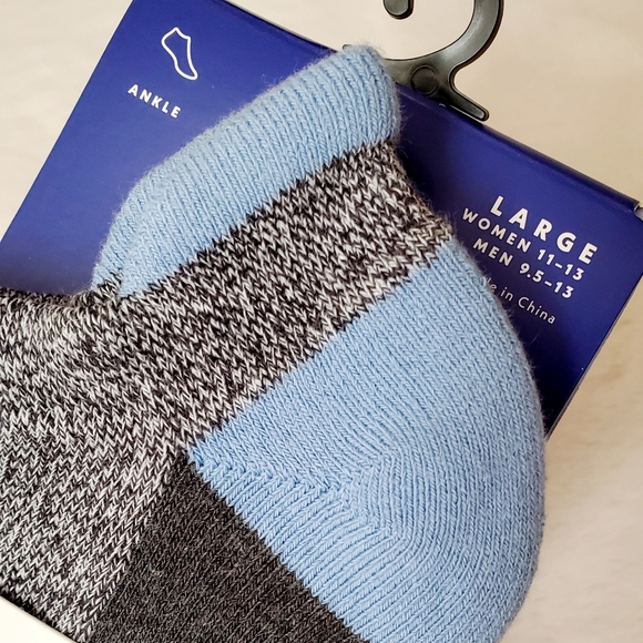 NEW Bombas Ankle Socks - Picture 2 of 3